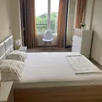 Flat 147 ゴールデンサンド