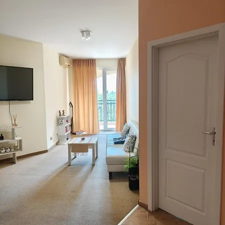 Flat 147 Апартамент